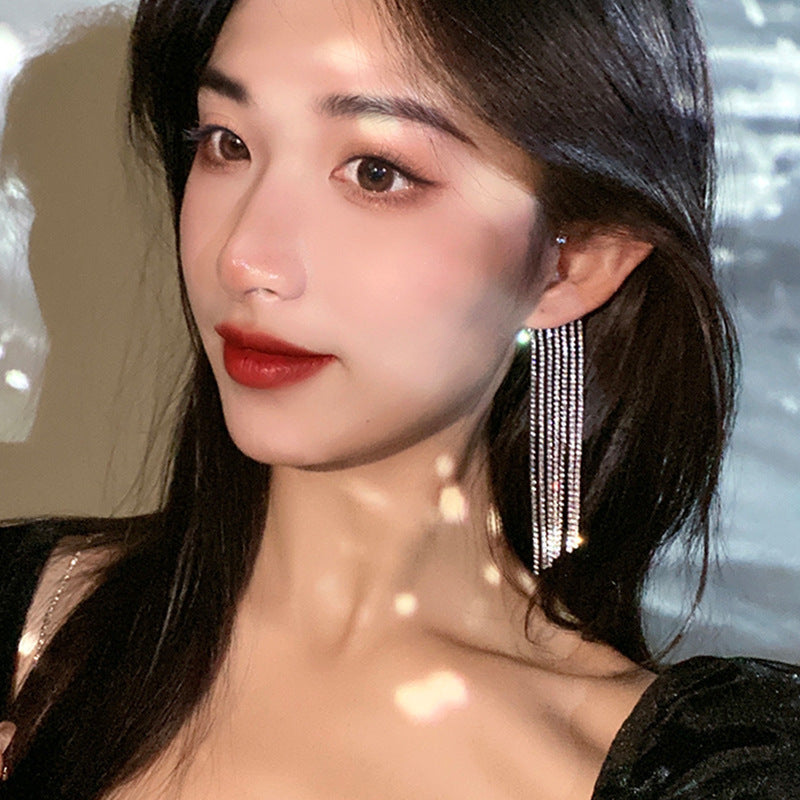"Elegant Long Tassel Earrings – Fashionable & Chic Statement Jewelry" ✨ - Peaklo Quality