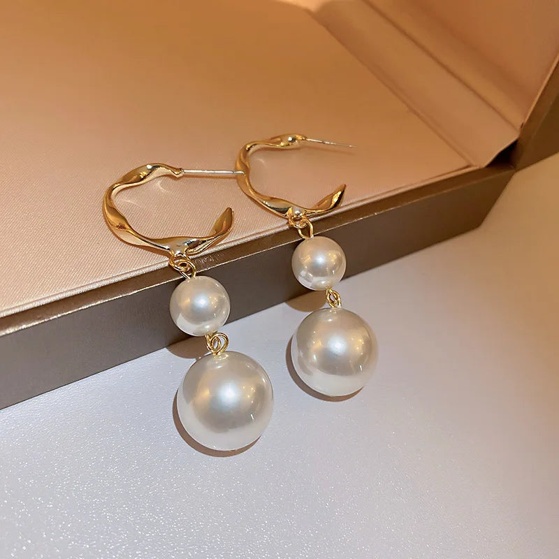 2024 Trendy Long Pearl Earrings – Elegant Floral Rhinestone Wedding Jewelry ✨