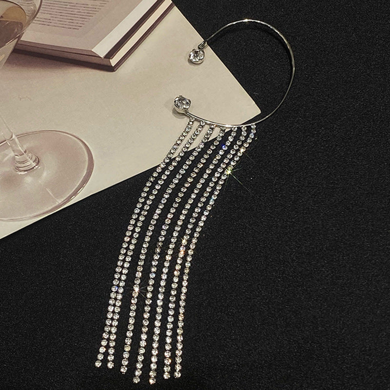 "Elegant Long Tassel Earrings – Fashionable & Chic Statement Jewelry" ✨