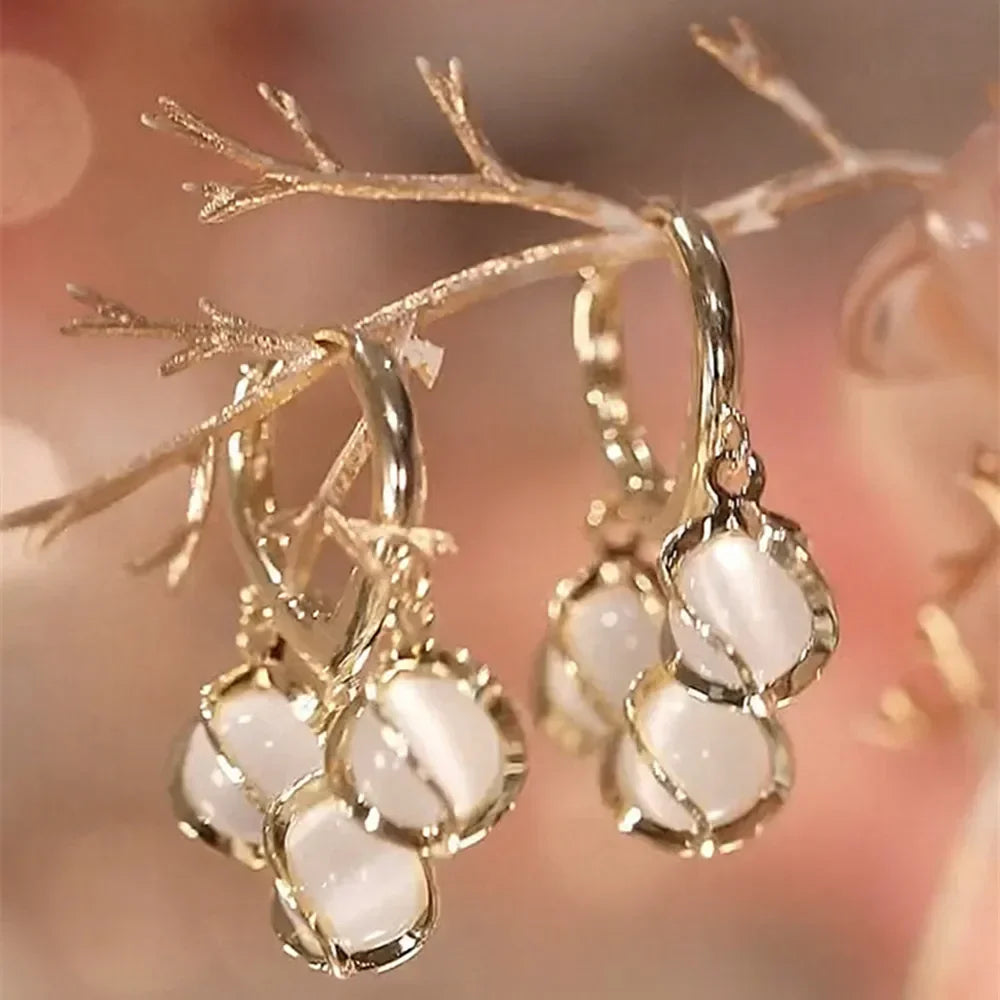 2024 Trendy Long Pearl Earrings – Elegant Floral Rhinestone Wedding Jewelry ✨