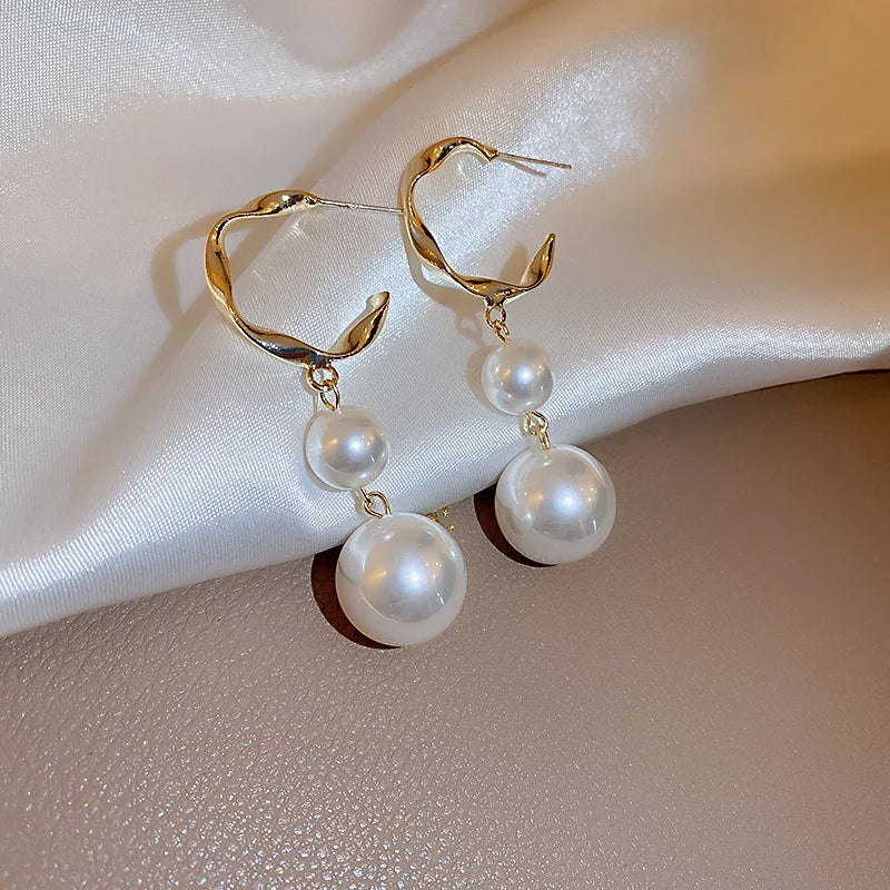 2024 Trendy Long Pearl Earrings – Elegant Floral Rhinestone Wedding Jewelry ✨